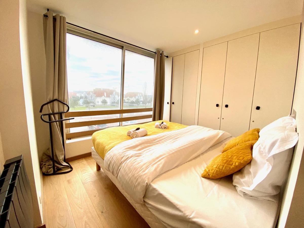 Acamar, Appartement En Front De Mer Avec Parking Privee Courseulles-sur-Mer Eksteriør billede